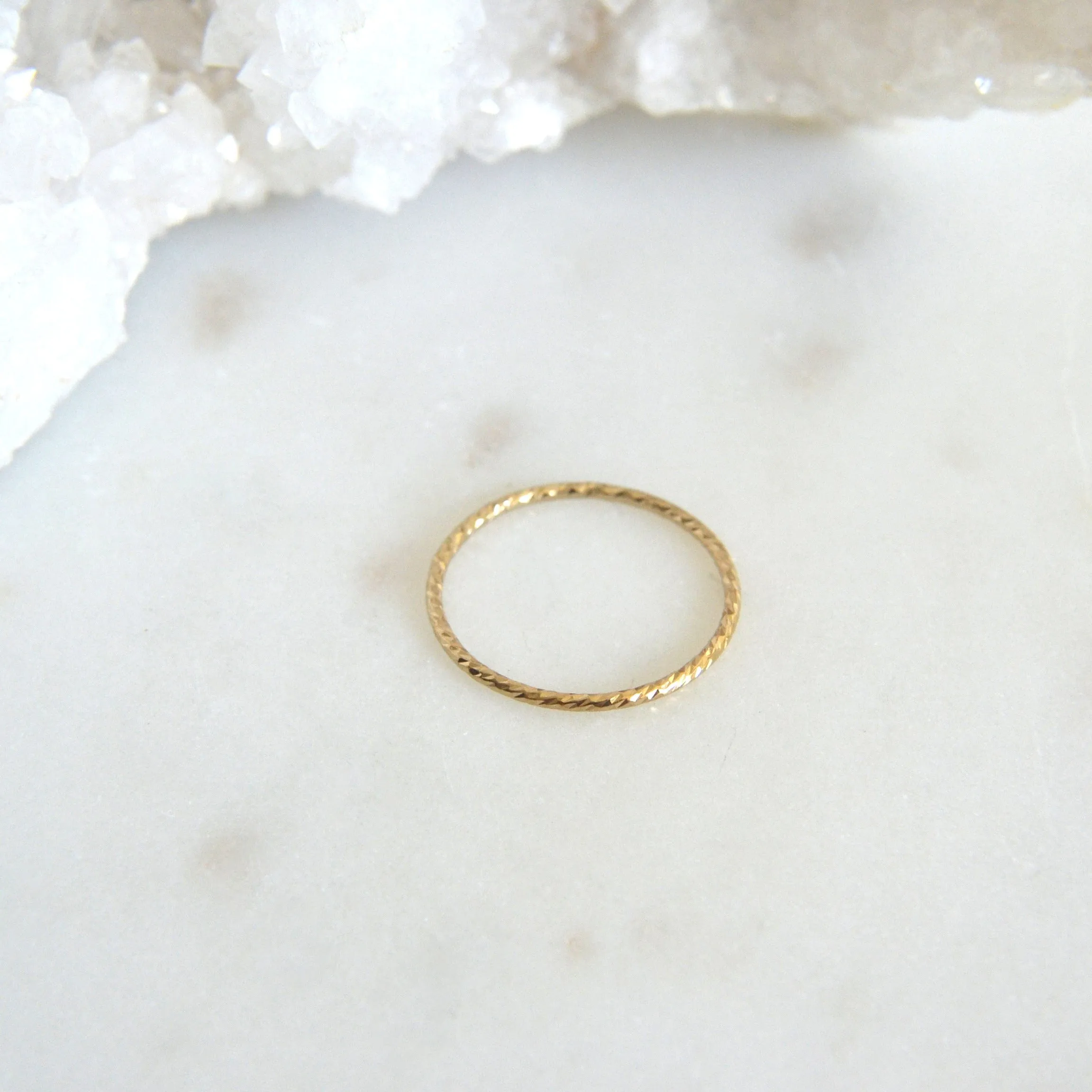 14k Sparkling Band