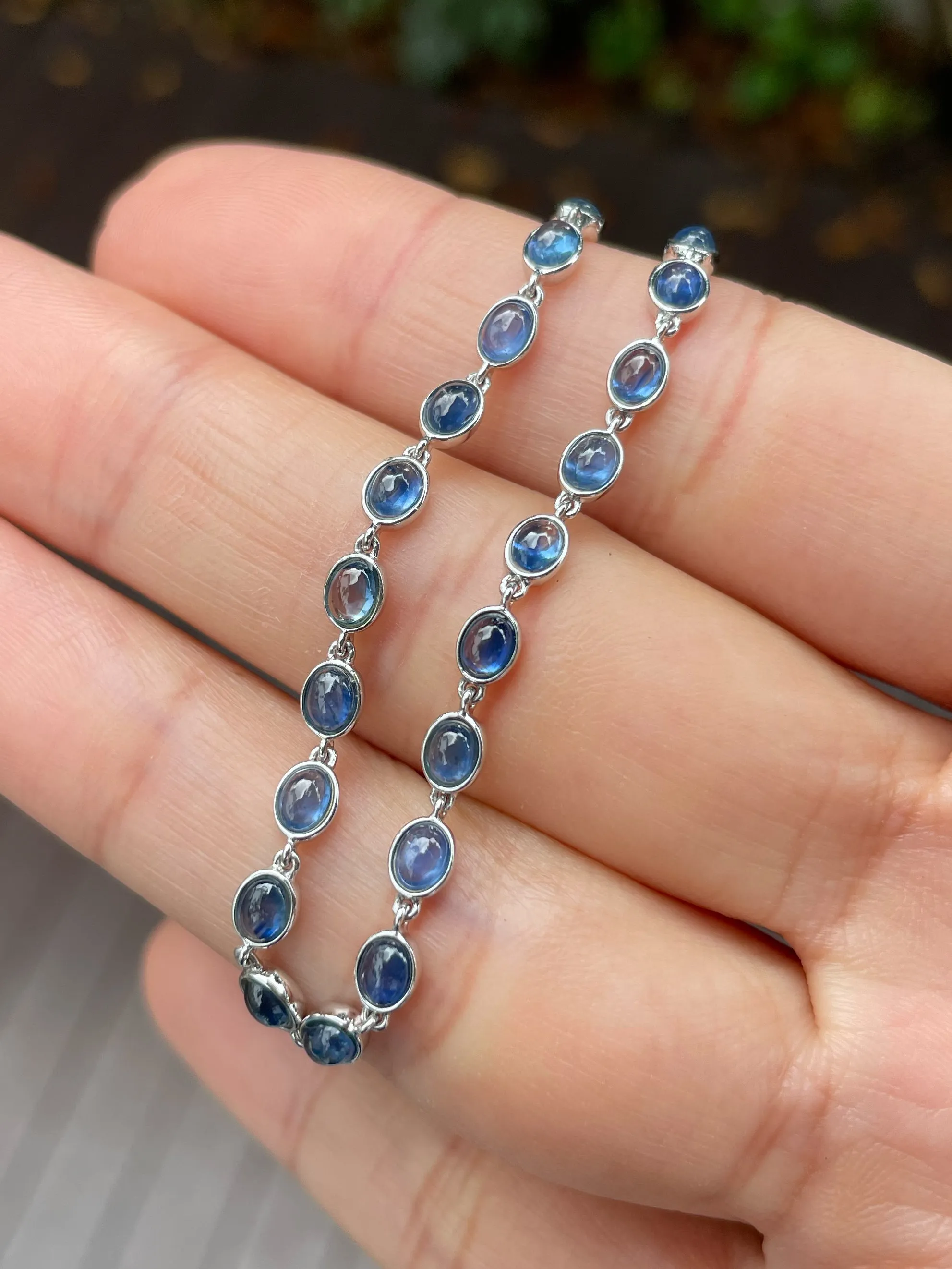 Blue Sapphire Cabochons Bracelet - 4.15CT (NJBA112)