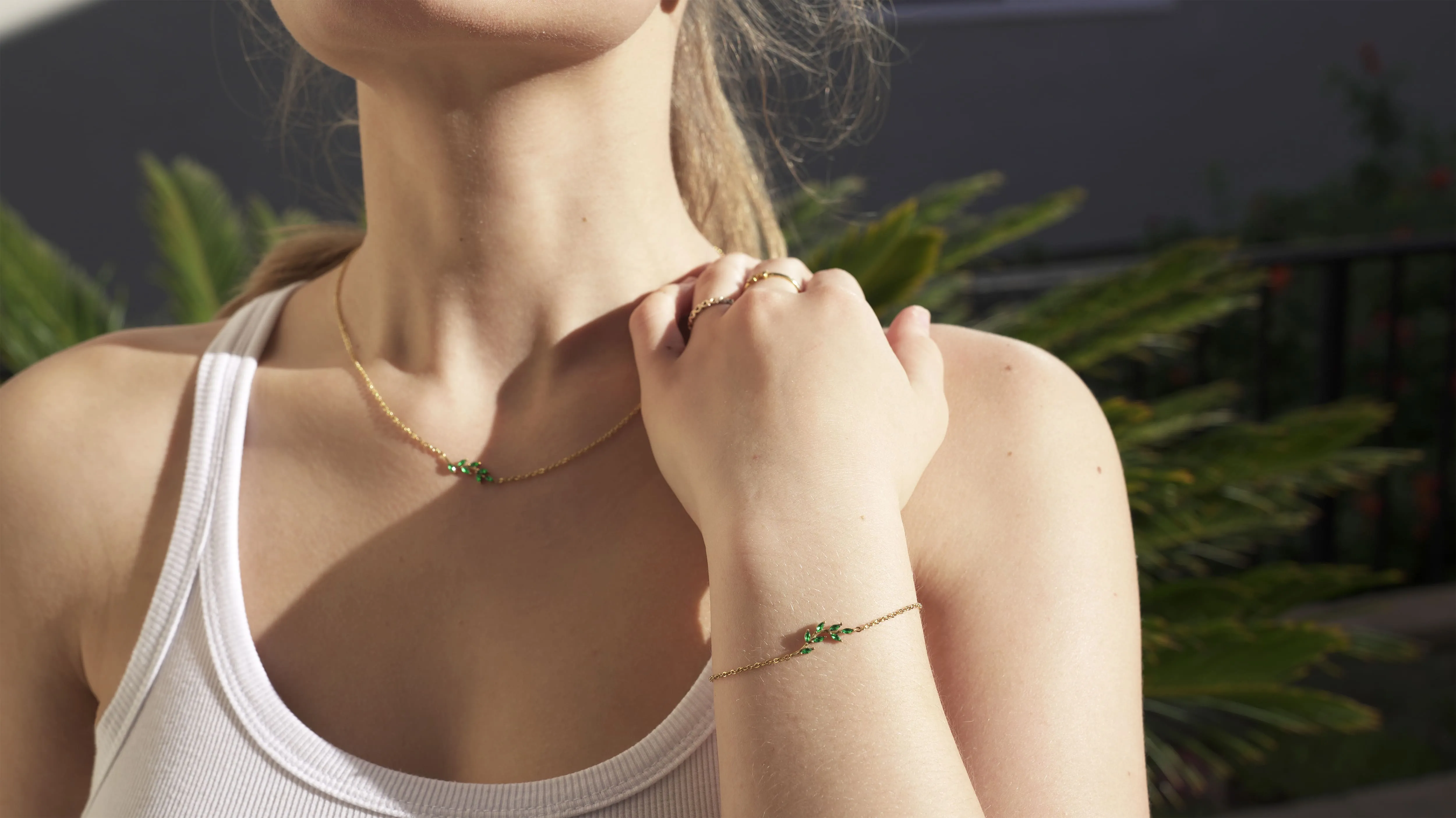 Delicate Tree Branch Design Bracelet