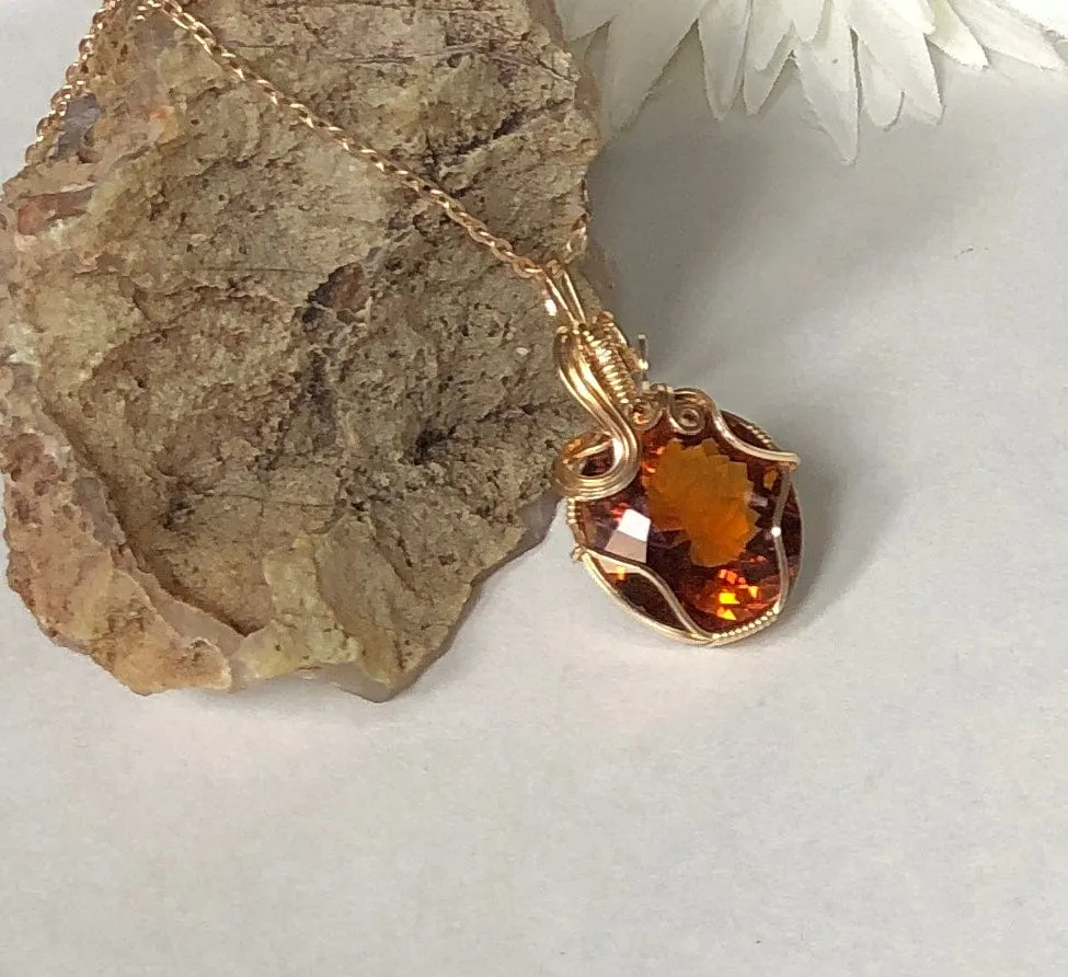 Gold 35.38ct Citrine Pendant