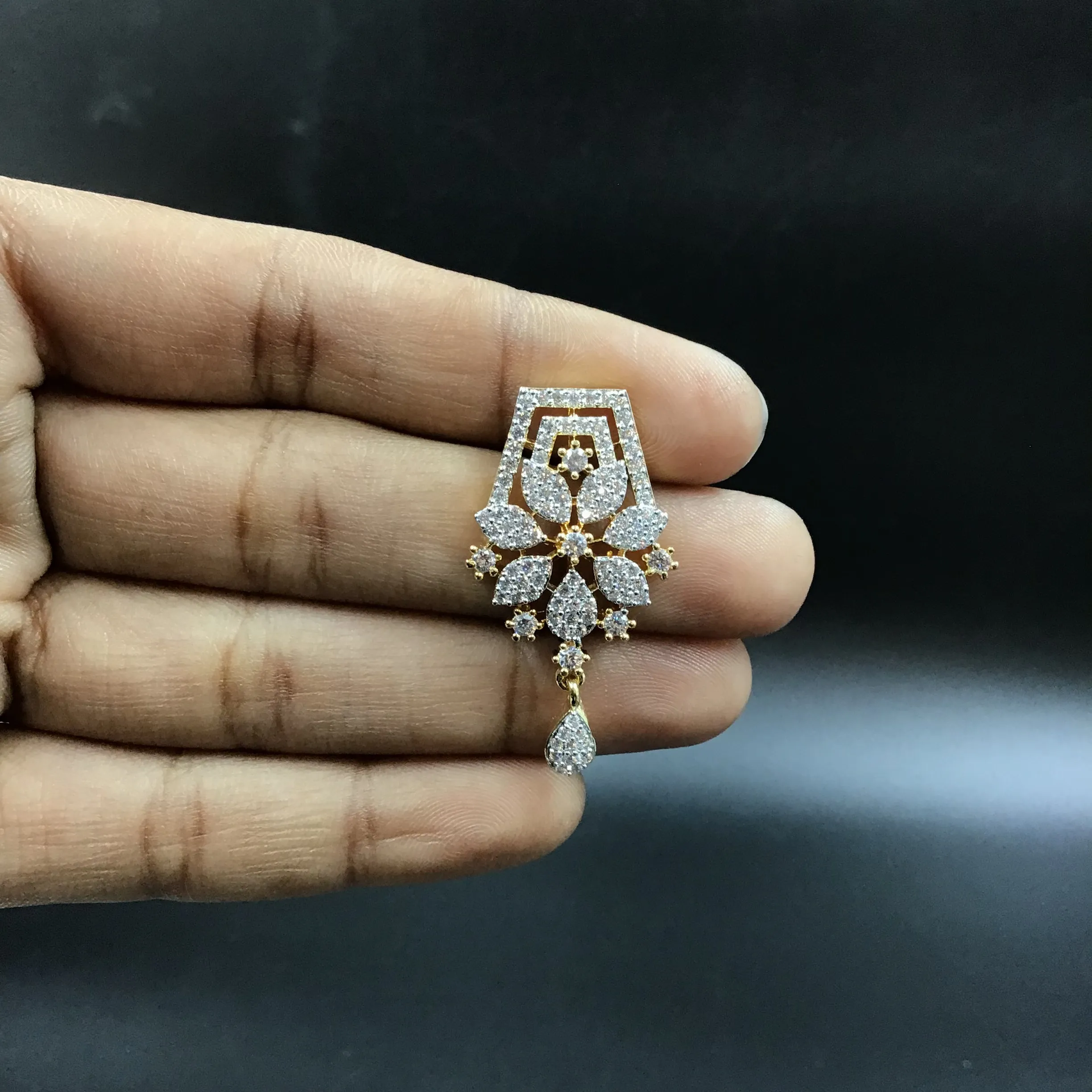 Medium Zircon/AD Pendant Set 6177-08