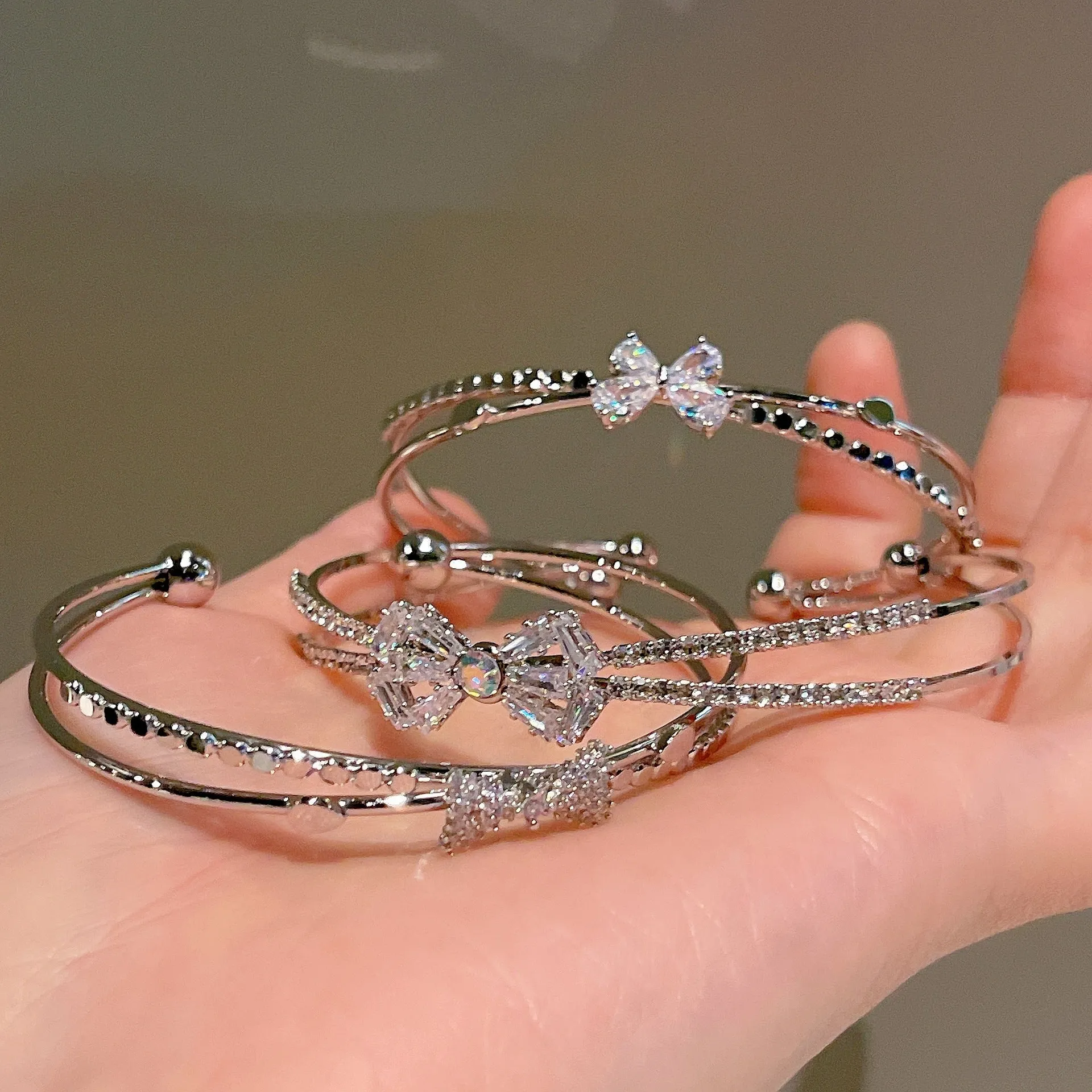 Women's Fashion Silver Niche Bow Bracelet